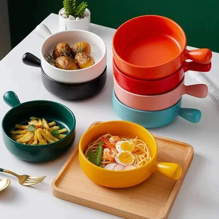 Cheerful Ceramic Platter: The Perfect Addition to Your Tableware Collection