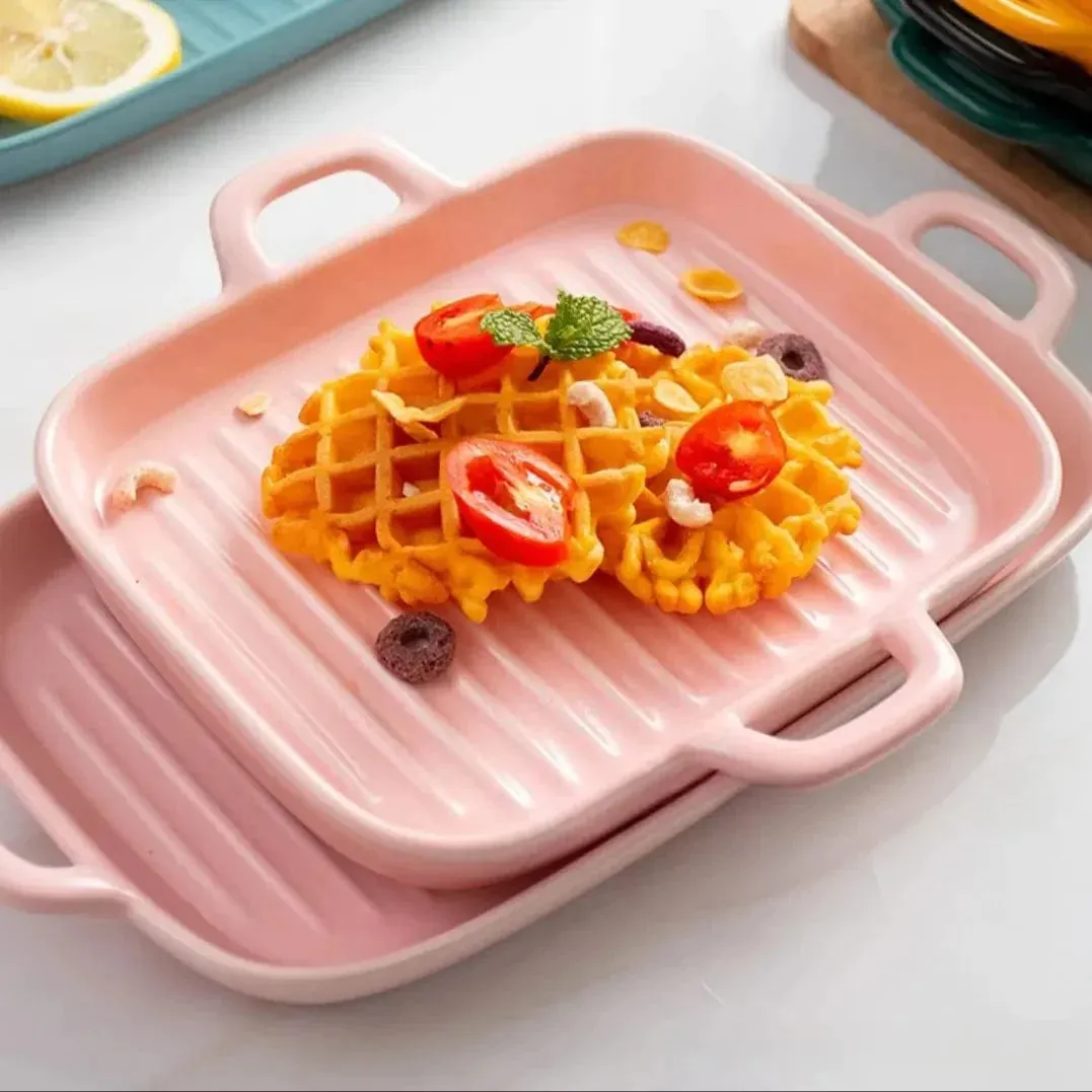 Cheerful Ceramic Platter: The Perfect Addition to Your Tableware Collection