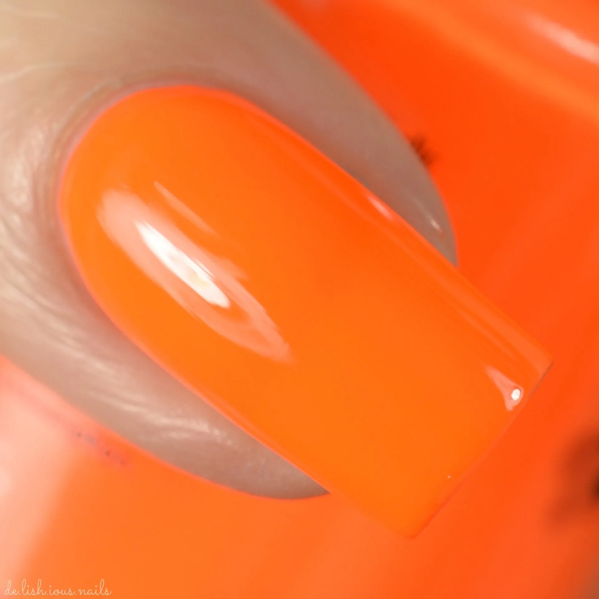 KBShimmer - Nail Polish - Please Don't Glow Girl