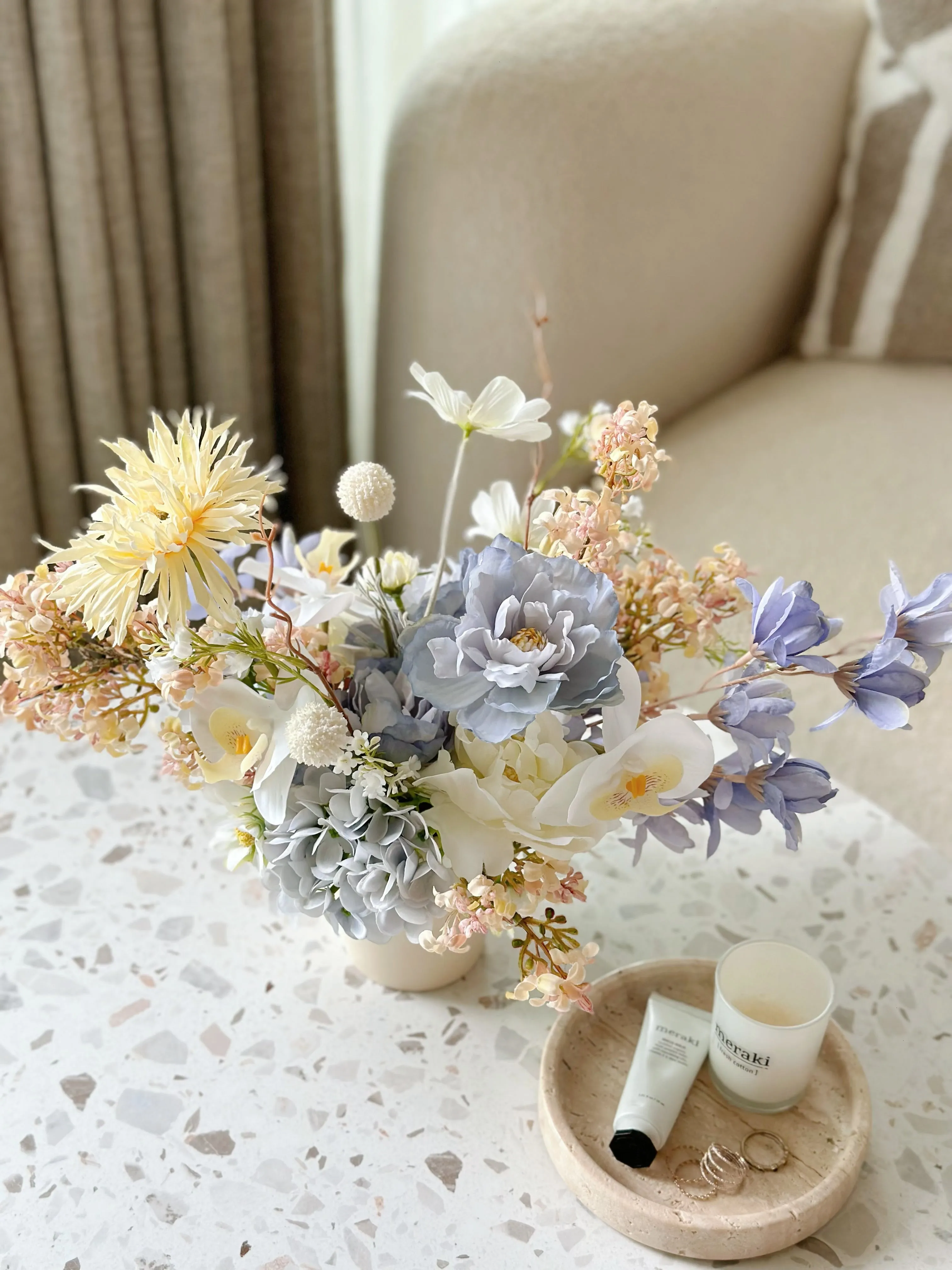 Tranquil Petal Breeze in the Pot (2-sided)