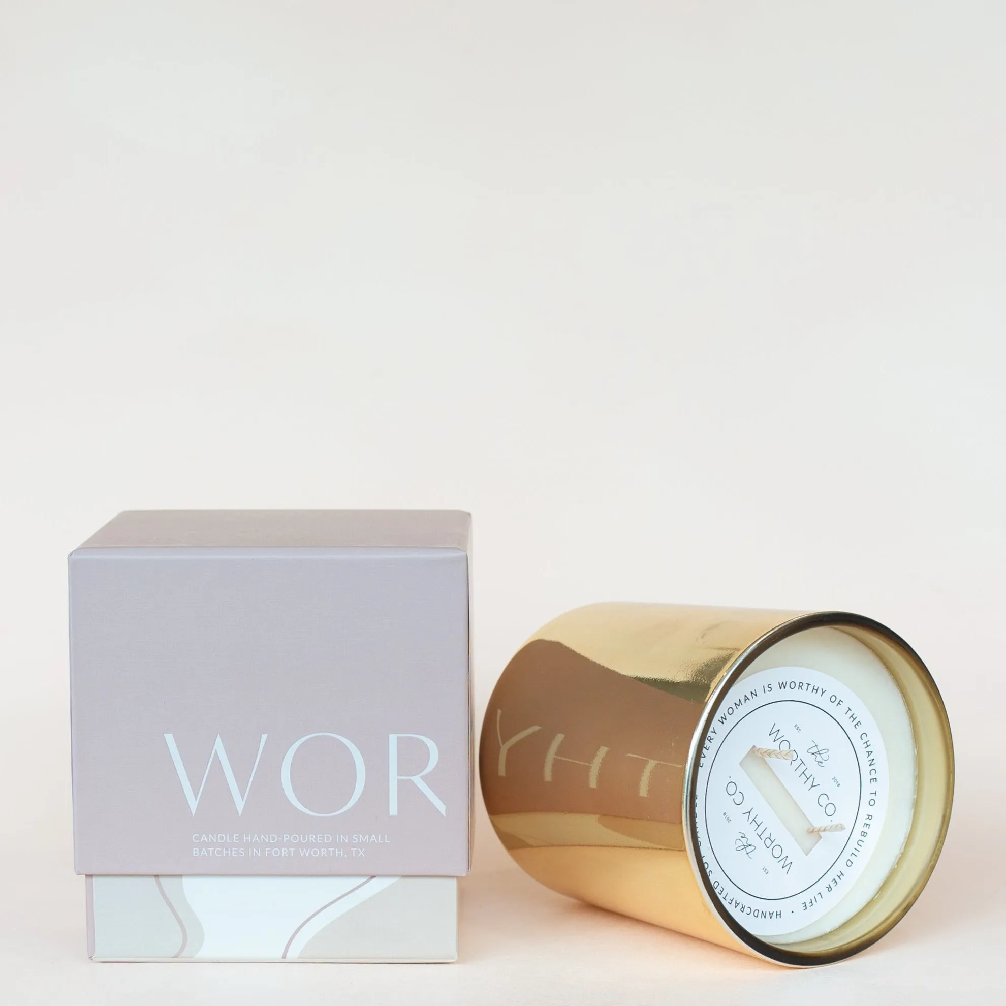 Worthy Candle: Maple   Clove