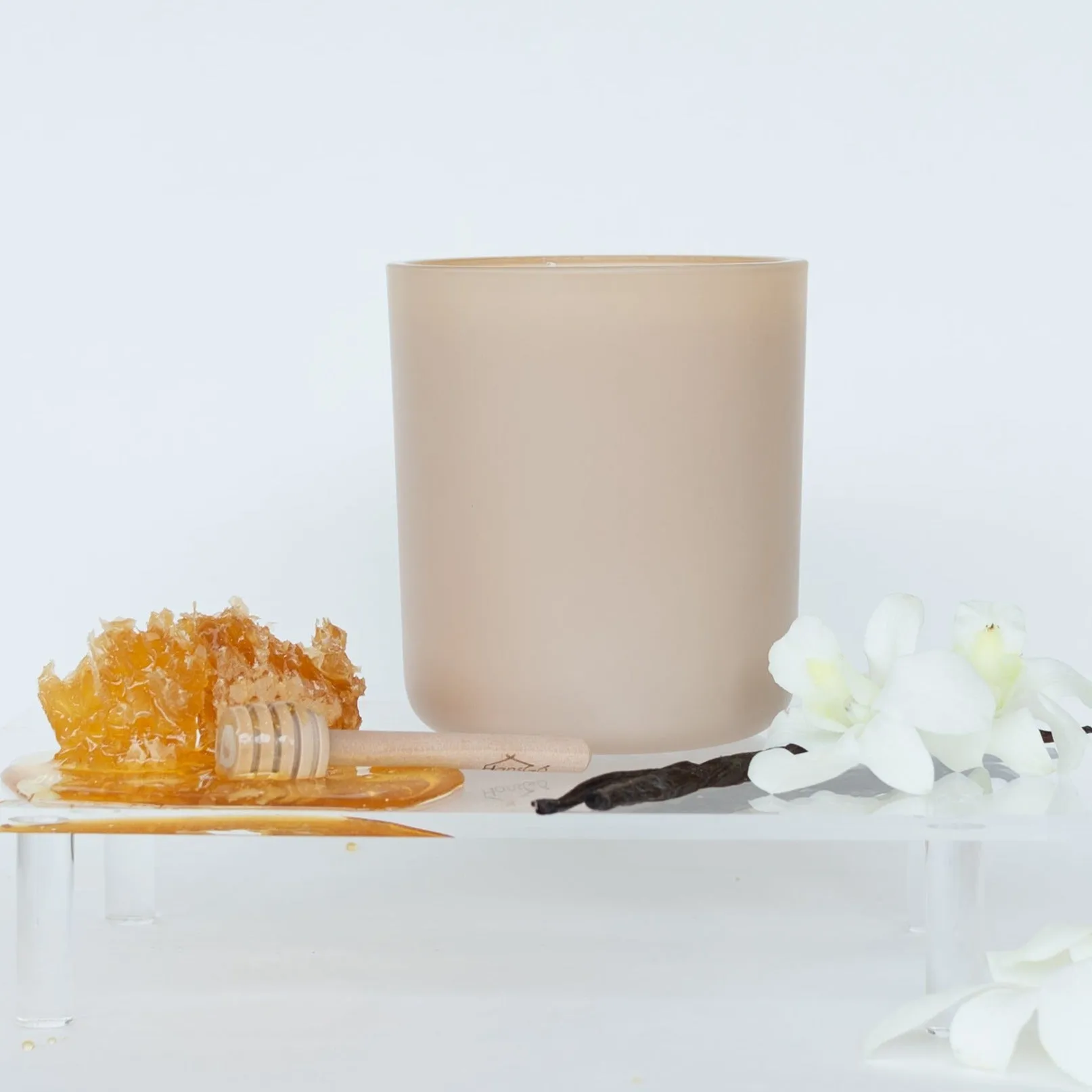 Worthy Candle: Sandalwood   Honey